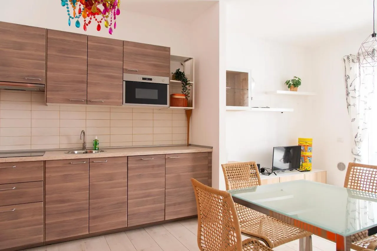 Apartment Youhosty - Pirelli 28 Milan