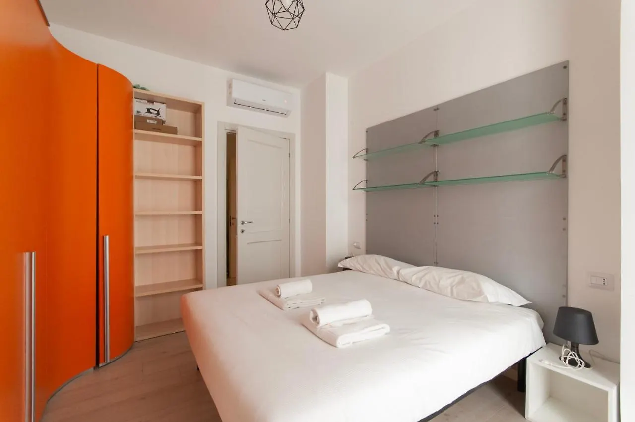Apartment Youhosty - Pirelli 28 Milan